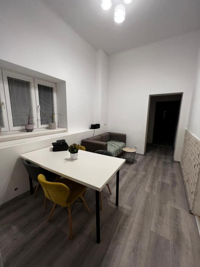 Mlynsky Ostrov Apartment 2 Zdice Εξωτερικό φωτογραφία